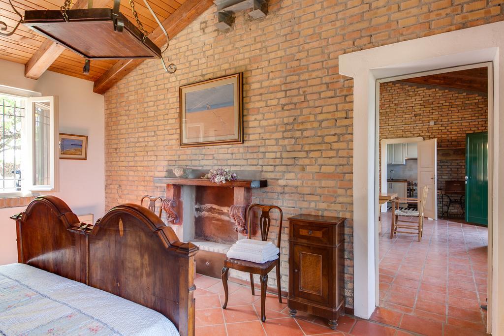Il Vigneto Cottage แบร์ตินอโร ภายนอก รูปภาพ